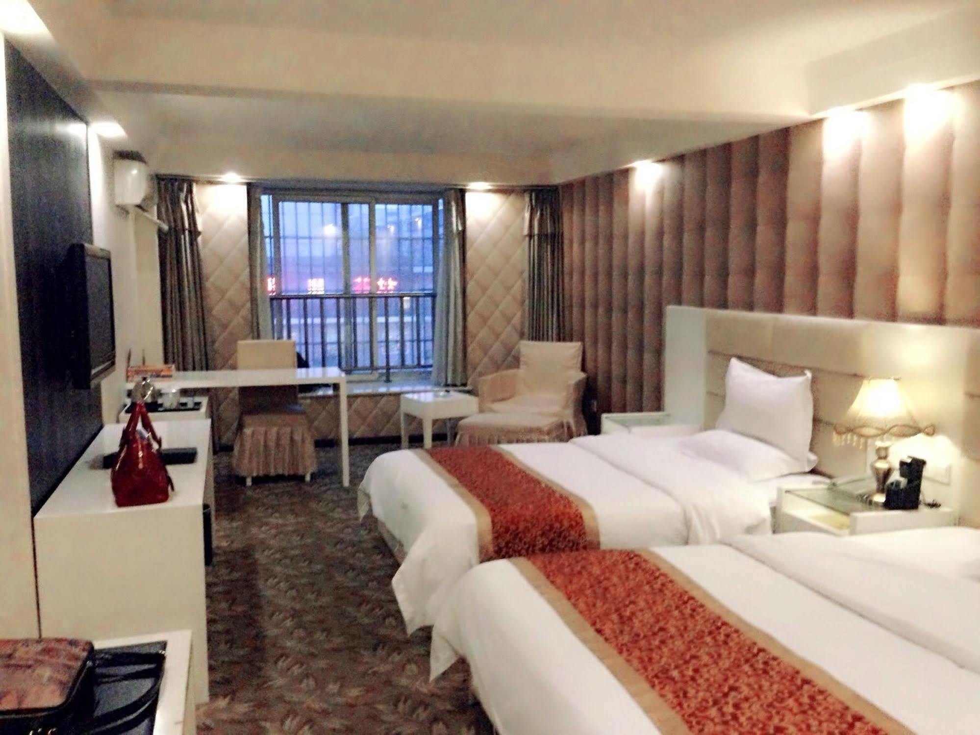 Zunhuang Holzd Ay Hotel Chengdu Luaran gambar